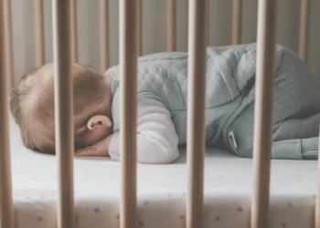 Hogyan szabaduljunk meg a (rosszul rögzült) csecsemőkori alvási szokásoktól?